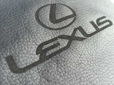 Лазерная гравировка логотипа